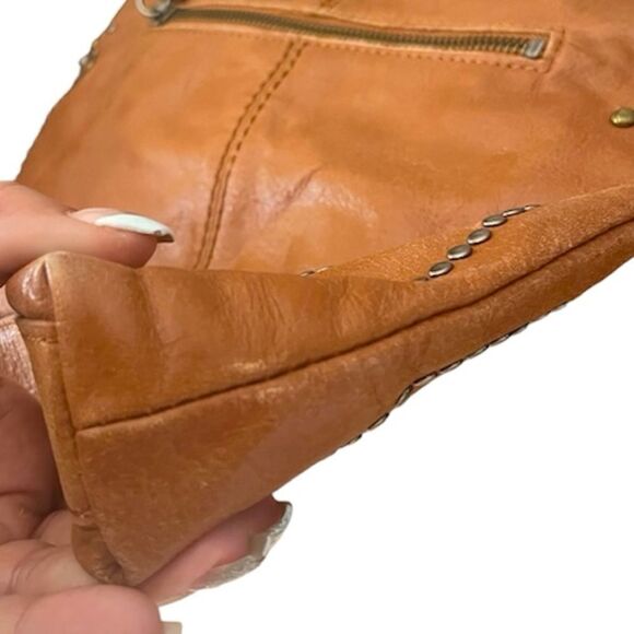 The Sak Iris Boho Crossbody Bag - Picture 10 of 11